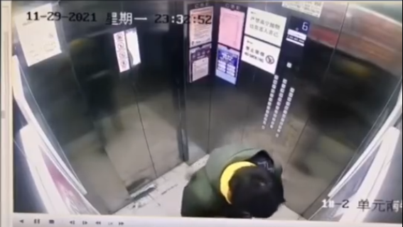 撒尿外賣惡心眾人， 問題不止出在騎手
